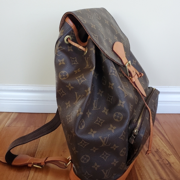 Louis Vuitton Montsouris Brown Monogram Canvas Backpack - Picture 4 of 12